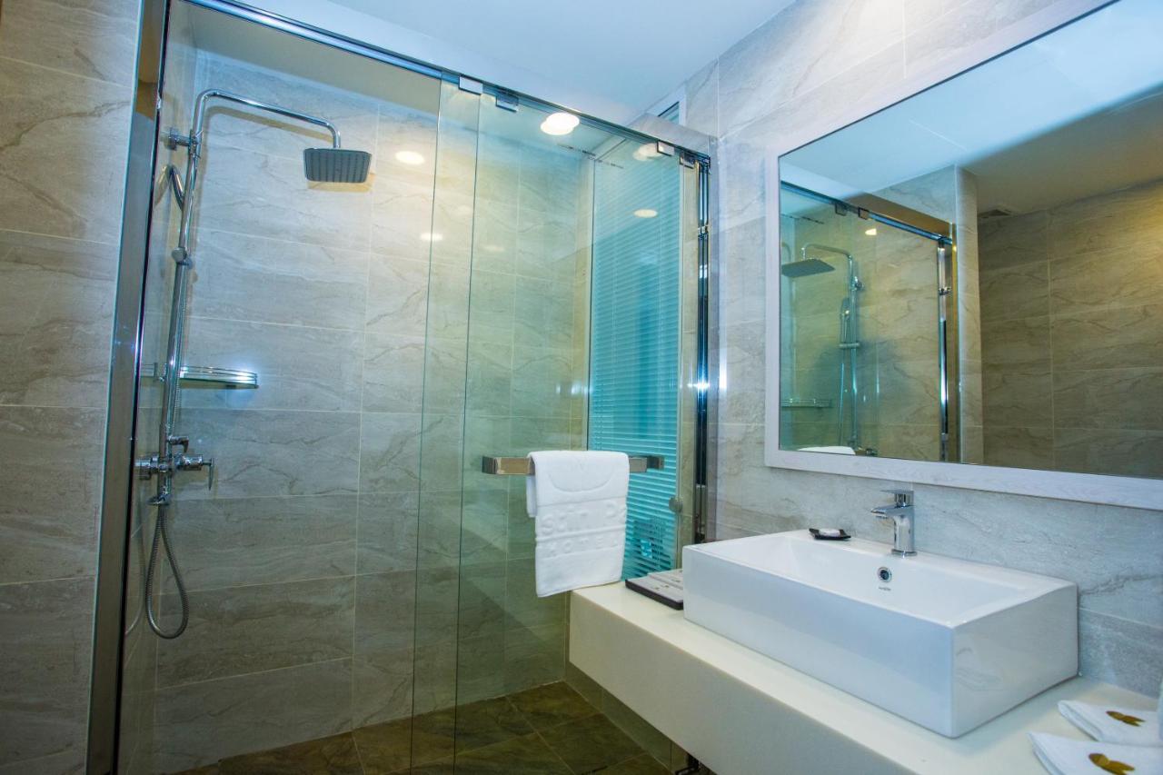 ג'והור בהרו Austin Park Hotel מראה חיצוני תמונה