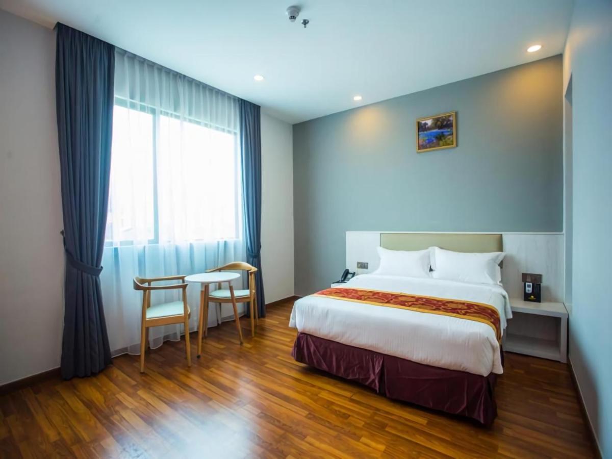 ג'והור בהרו Austin Park Hotel מראה חיצוני תמונה