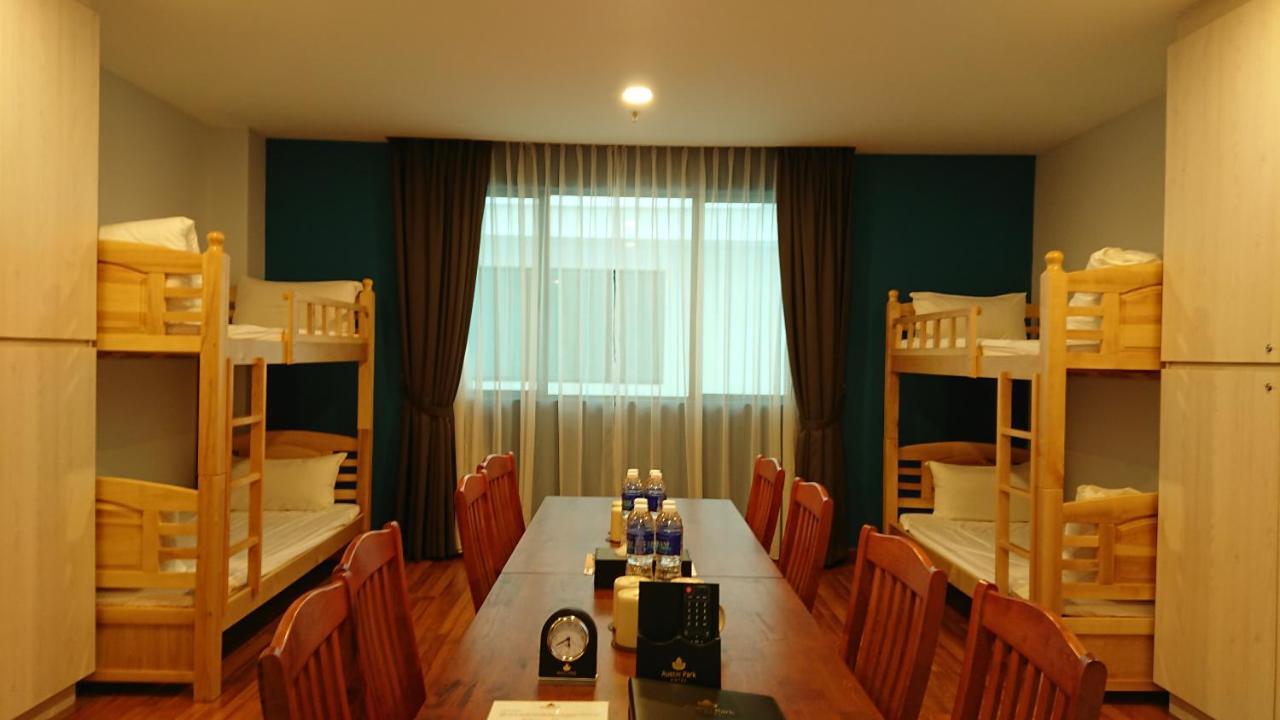 ג'והור בהרו Austin Park Hotel מראה חיצוני תמונה