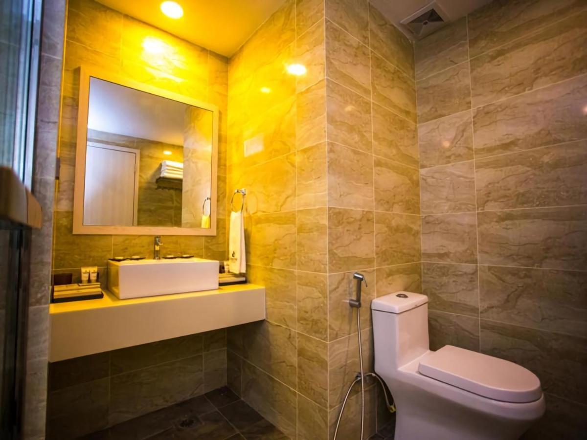 ג'והור בהרו Austin Park Hotel מראה חיצוני תמונה