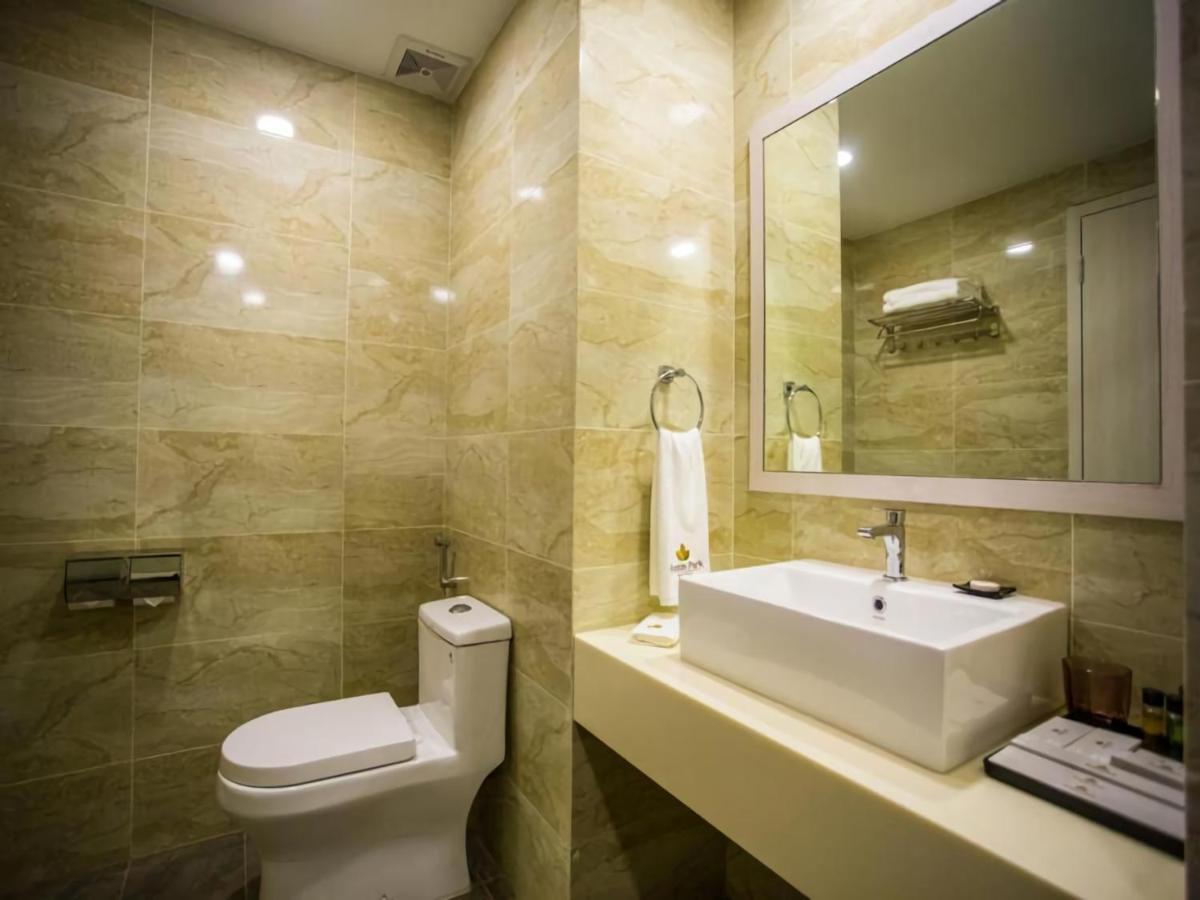 ג'והור בהרו Austin Park Hotel מראה חיצוני תמונה
