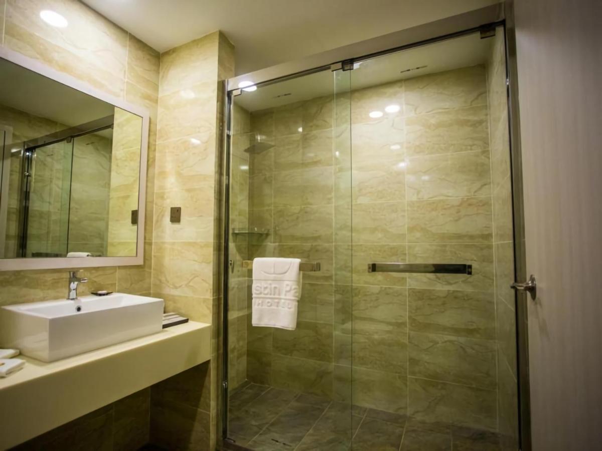 ג'והור בהרו Austin Park Hotel מראה חיצוני תמונה